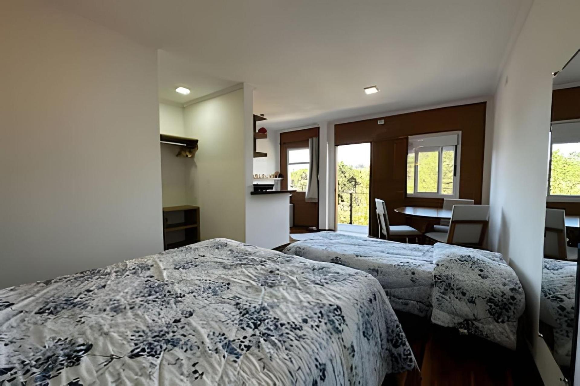 Suites Saint Louis - Conforto Do Lado Do Centro Turistico Campos do Jordao Dış mekan fotoğraf